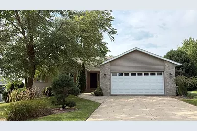 670 Barley Ridge, Freeport, IL 61032 - Photo 1