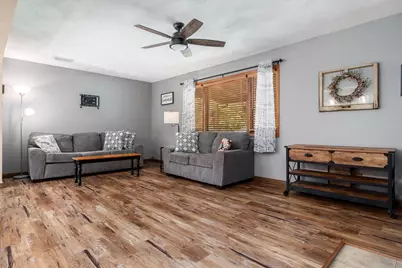 608 N 2nd Street, Holcomb, IL 61043 - Photo 5