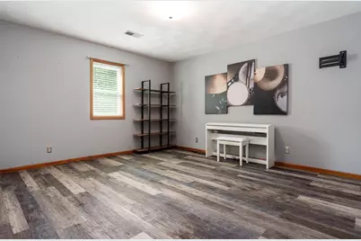 608 N 2nd Street, Holcomb, IL 61043 - Photo 27