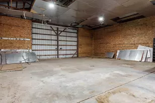 608 N 2nd St, Holcomb, IL 61043 - Photo 43