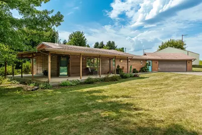 608 N 2nd Street, Holcomb, IL 61043 - Photo 1