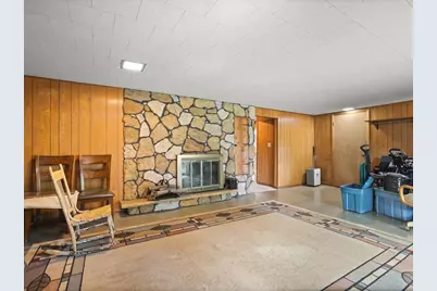 650 Coolidge Place, Rockford, IL 61107 - Photo 33