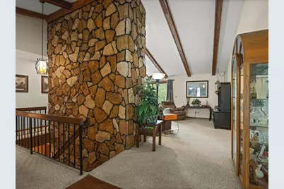 650 Coolidge Place, Rockford, IL 61107 - Photo 9