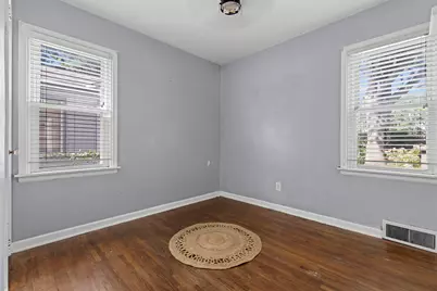 2223 Van Wie Avenue, Rockford, IL 61103 - Photo 9