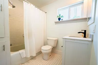 1227 W Stephenson St Boulevard, Freeport, IL 61032 - Photo 19