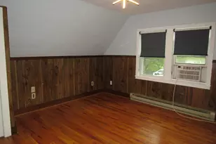 310 W 3rd St, Pecatonica, IL 61063 - Photo 13