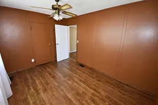 2030 Huffman Blvd, Rockford, IL 61103 - Photo 9
