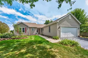 2400 Winfield Ln, Belvidere, IL 61008 - Photo 3