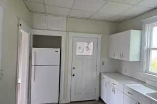 856 W American St, Freeport, IL 61032 - Photo 11