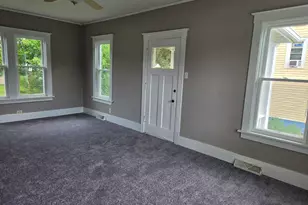 856 W American St, Freeport, IL 61032 - Photo 15