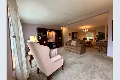 5683 Buttercup Lane, Machesney Park, IL 61115 - Photo 3
