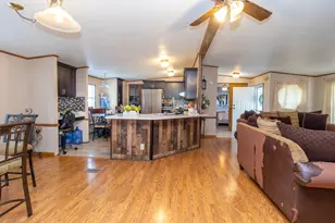 610 Eastwood Ln, Belvidere, IL 61008 - Photo 7