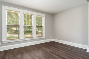 229 N Gardiner Ave, Rockford, IL 61107 - Photo 9