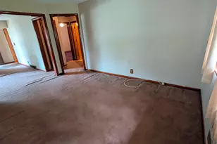 2352 Wisconsin Rd, Rockford, IL 61108 - Photo 17