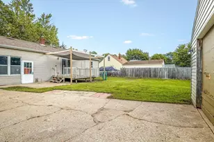 1007 E Hosmer St, Loves Park, IL 61111 - Photo 27
