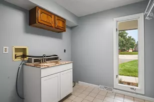 6022 Fireside Dr, Rockford, IL 61114 - Photo 15