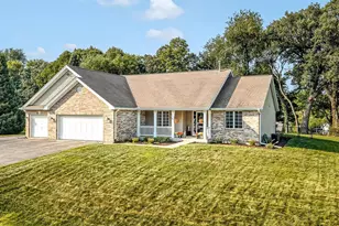 6783 N Summit Dr, Byron, IL 61010 - Photo 3