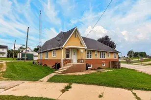 314 W Madison St, Elizabeth, IL 61028 - Photo 3