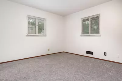 5106 Highcrest Road, Rockford, IL 61107 - Photo 27