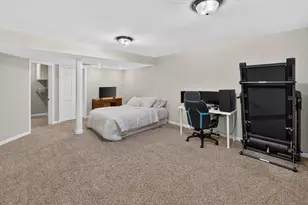 221 Julie Ln, Hampshire, IL 60140 - Photo 11