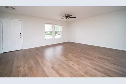 6428 Sunny Meadow Drive, Machesney Park, IL 61115 - Photo 3