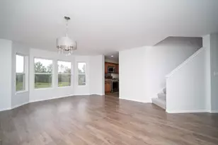 6428 Sunny Meadow Dr, Machesney Park, IL 61115 - Photo 5