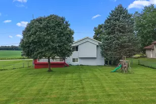 9961 Atwood Rd, Roscoe, IL 61073 - Photo 3
