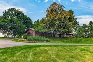 5723 N Mulford Rd, Monroe Center, IL 61052 - Photo 1