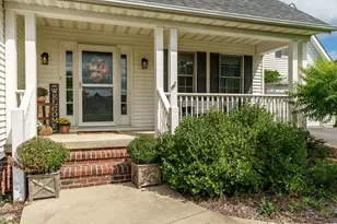 4398 Falcon Dr, Byron, IL 61010 - Photo 3