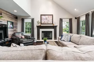 4398 Falcon Dr, Byron, IL 61010 - Photo 7