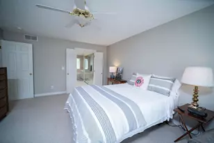 5421 Regents Park Rd, Rockford, IL 61107 - Photo 15