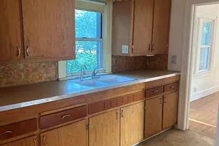 326 Sycamore Ln, Machesney Park, IL 61115 - Photo 7