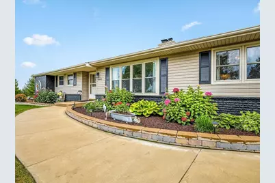 7853 E Wildwood Road, Stillman Valley, IL 61084 - Photo 3