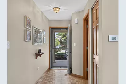 1970 Gary #B Court, Schaumburg, IL 60193 - Photo 5
