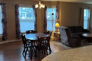203 E Jefferson St, Freeport, IL 61032 - Photo 17