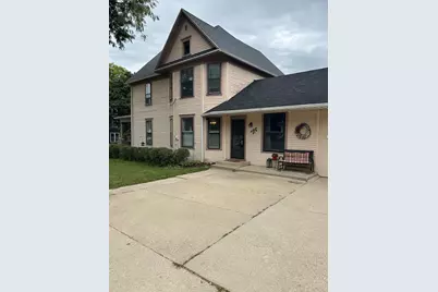 203 E Jefferson Street, Freeport, IL 61032 - Photo 7