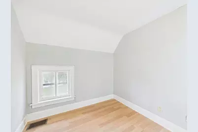 109 Webster Avenue, Rockford, IL 61102 - Photo 13