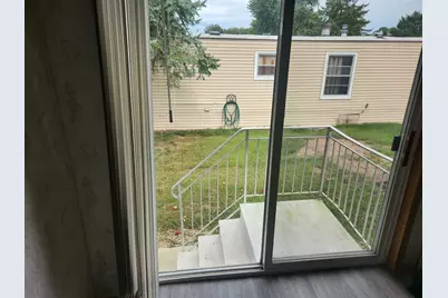 411 Spruce Drive, Belvidere, IL 61008 - Photo 7
