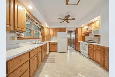 405 E 3rd Street, Rock Falls, IL 61071 - Photo 7