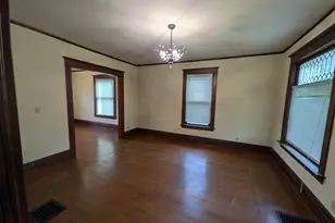 208 N Commercial St, Baileyville, IL 61007 - Photo 7