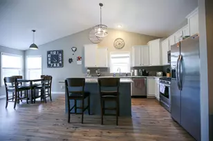 1721 W River St, Dixon, IL 61021 - Photo 21