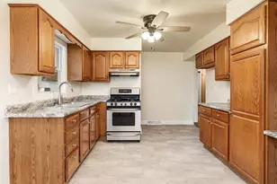 2411 Barton Blvd, Rockford, IL 61103 - Photo 15