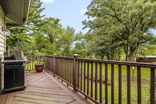 7380 Kinnikinnick Dr, Roscoe, IL 61073 - Photo 49