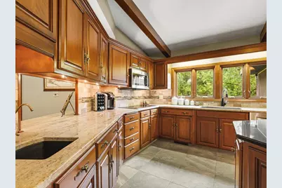 7380 Kinnikinnick Drive, Roscoe, IL 61073 - Photo 17
