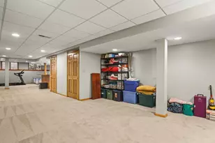 5323 Regents Park Rd, Rockford, IL 61107 - Photo 57