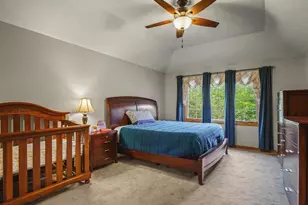 5323 Regents Park Rd, Rockford, IL 61107 - Photo 35