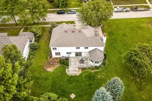 5323 Regents Park Rd, Rockford, IL 61107 - Photo 67