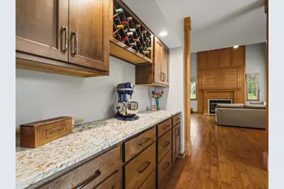 5323 Regents Park Road, Rockford, IL 61107 - Photo 11