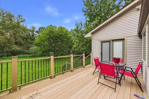 7762 Towermont Dr, Rockford, IL 61102 - Photo 29