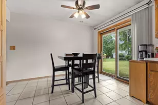 10 Prospect Ct, Stillman Valley, IL 61084 - Photo 5